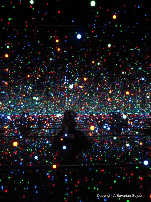 yayoi kusama lights