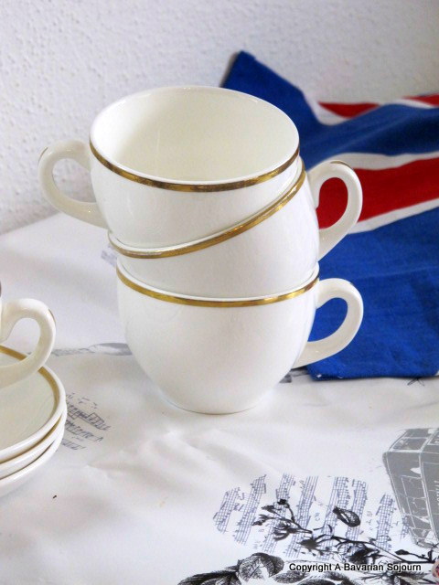 tea cups 