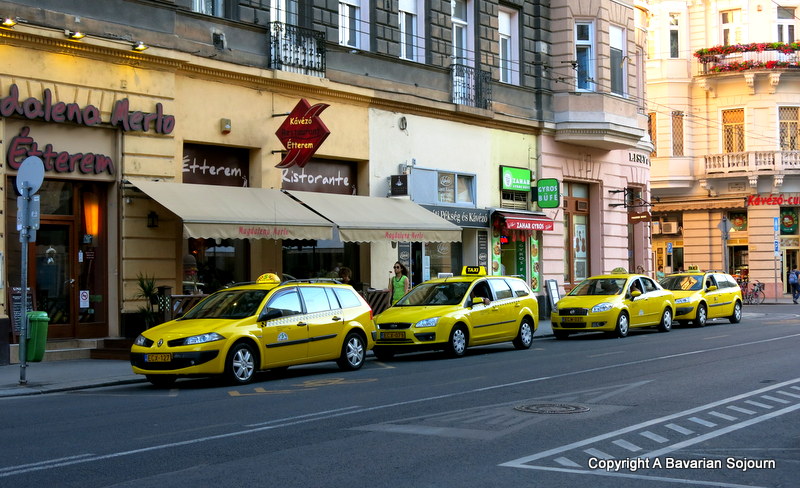 budapest taxis 