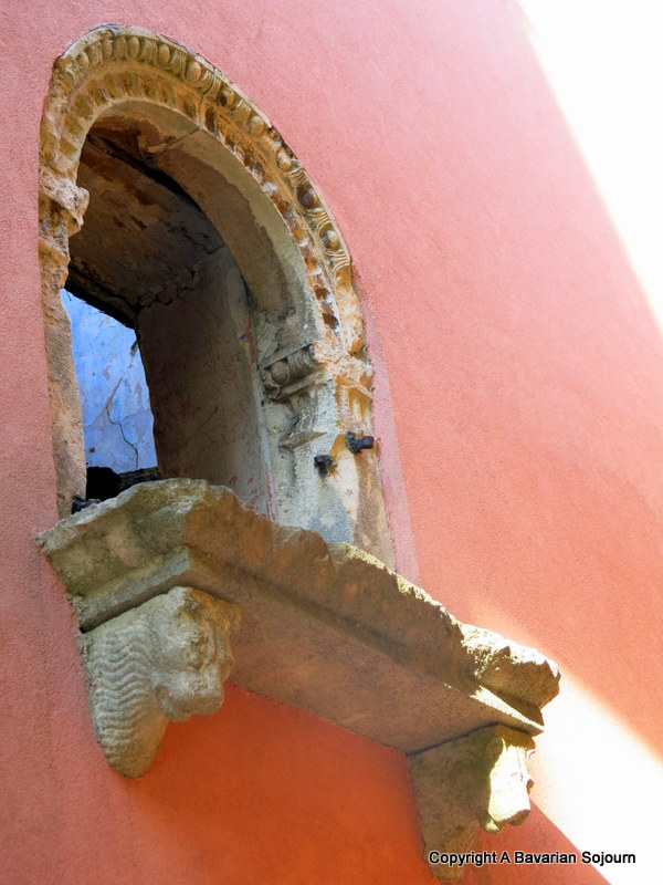ancient balcony labin