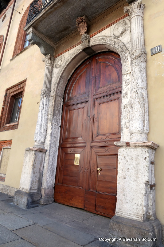 ancient door milan 