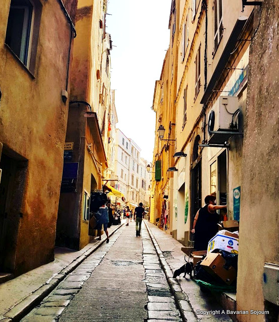 Shopping Day - Corsica