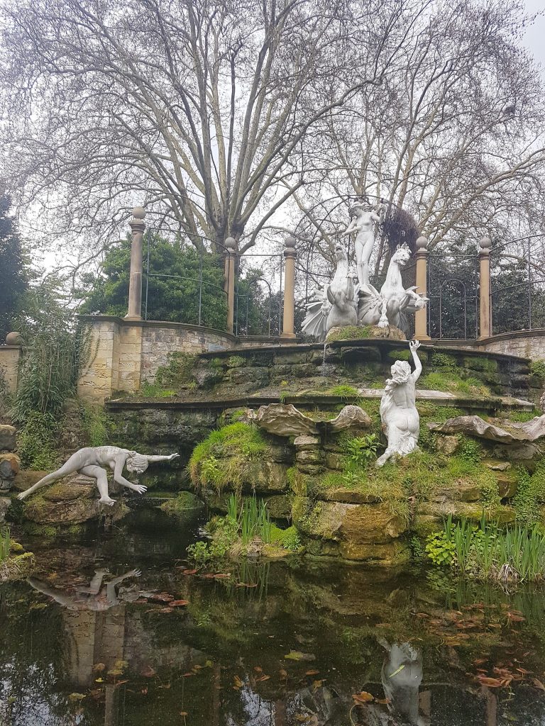 water nymph statue twickenham